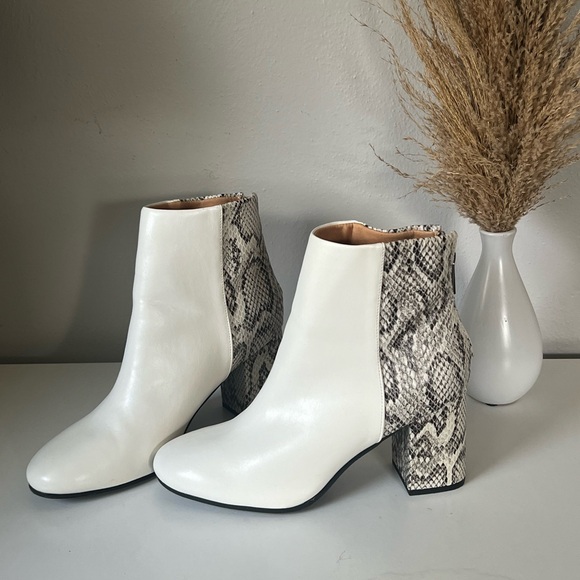 White Heeled Ankle Boots with Snakeskin Detail - Picture 2 of 6